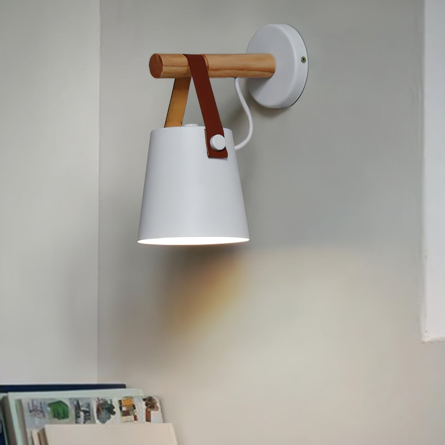 Frendorf | WoodlyGlow Konische Wandleuchte aus Holz | Modernes Design | Umweltfreundlich | Deko für Zuhause