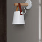 Frendorf | WoodlyGlow Konische Wandleuchte aus Holz | Modernes Design | Umweltfreundlich | Deko für Zuhause
