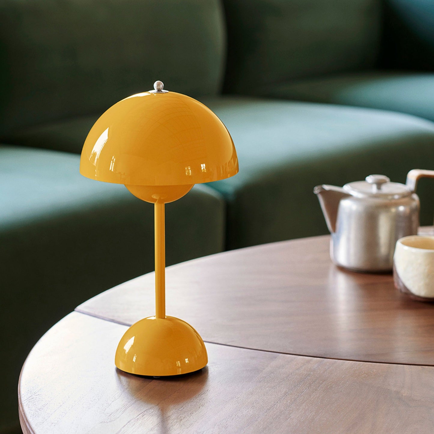 Frendorf | Dimmbare LED Tischlampe mit kabellosem Design