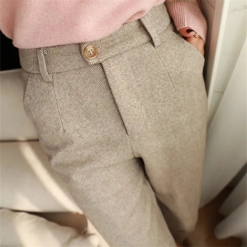 Frendorf | KNUSSECHIC | Wolle Damen Hose | Stilvoll und Bequem | Perfekt für Arbeit und Freizeit