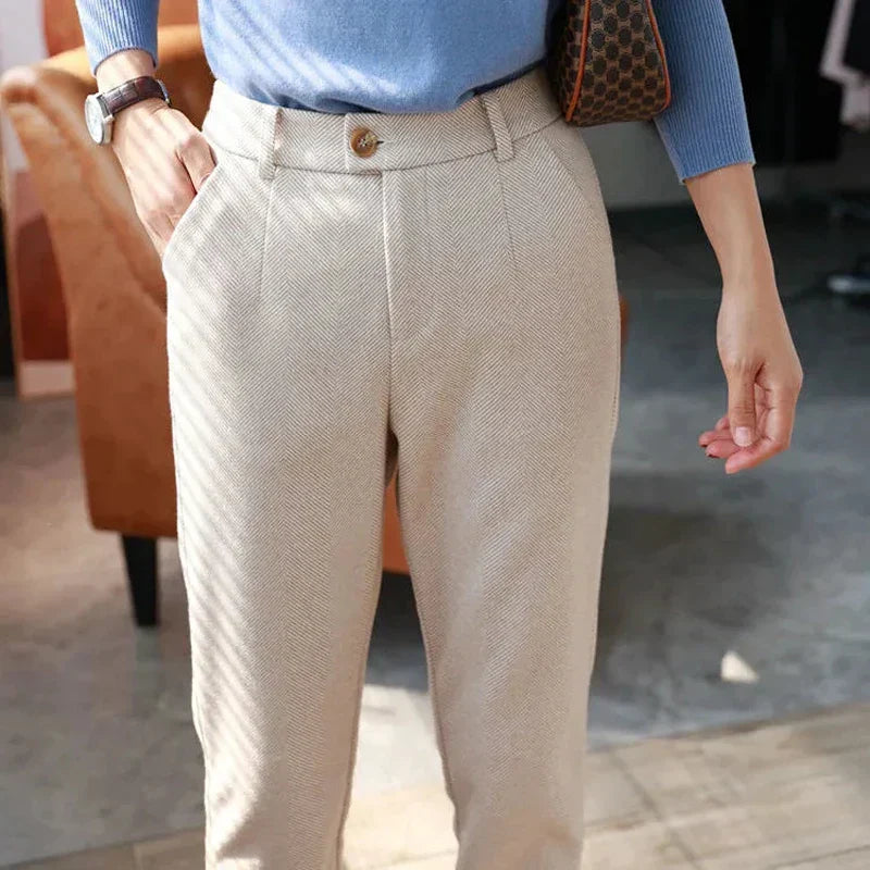 Frendorf | KNUSSECHIC | Wolle Damen Hose | Stilvoll und Bequem | Perfekt für Arbeit und Freizeit