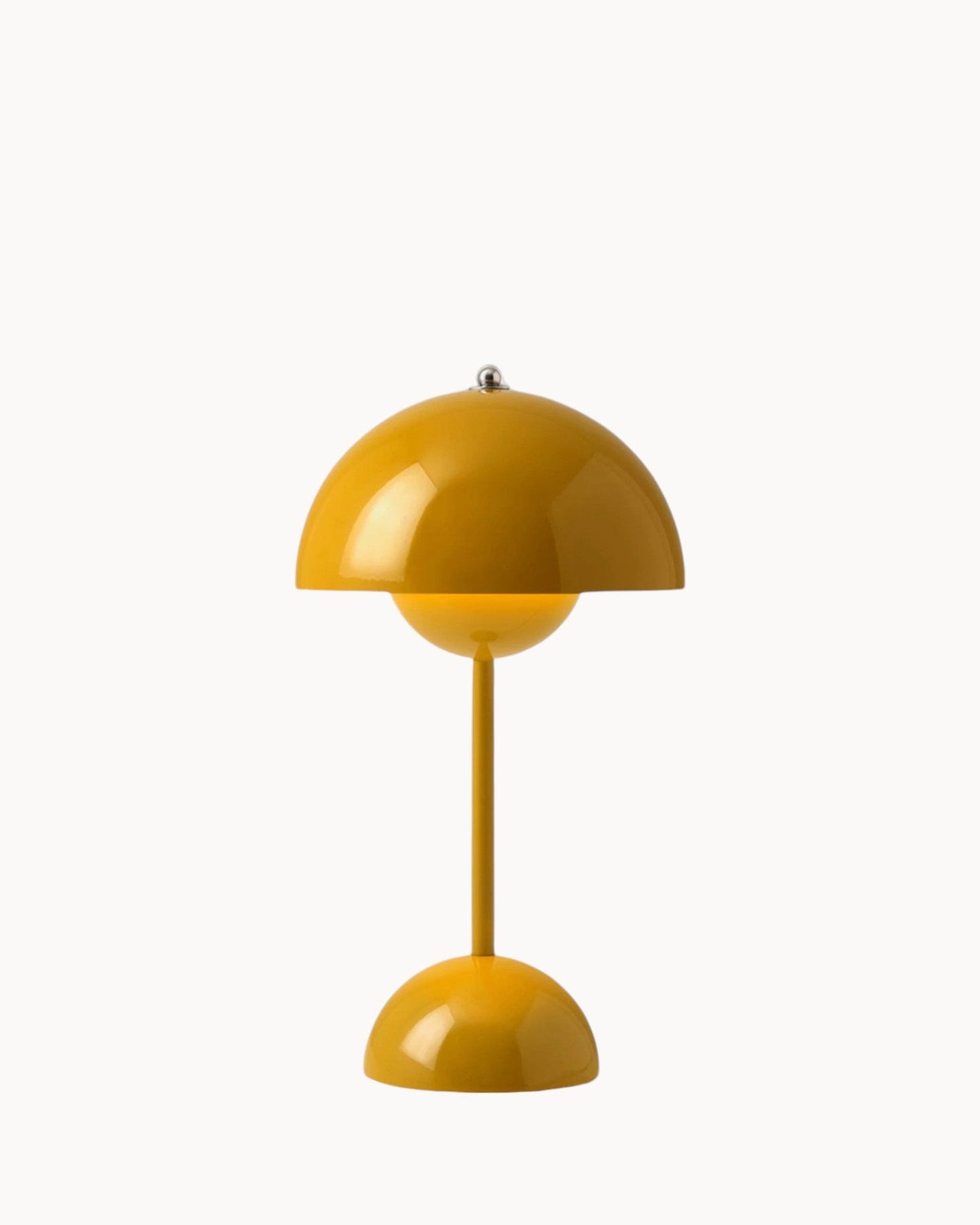 NordLight – LED Tischlampe skandinavisches Design, dimmbar und nachhaltig in Metall