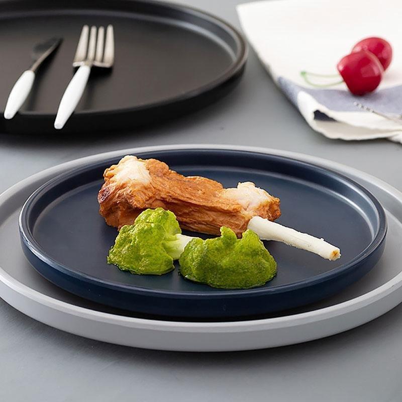 Frendorf | BarnTable - Klassisches Farm Melamin-Geschirrset