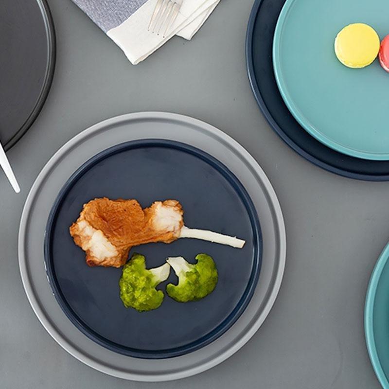 Frendorf | BarnTable - Klassisches Farm Melamin-Geschirrset