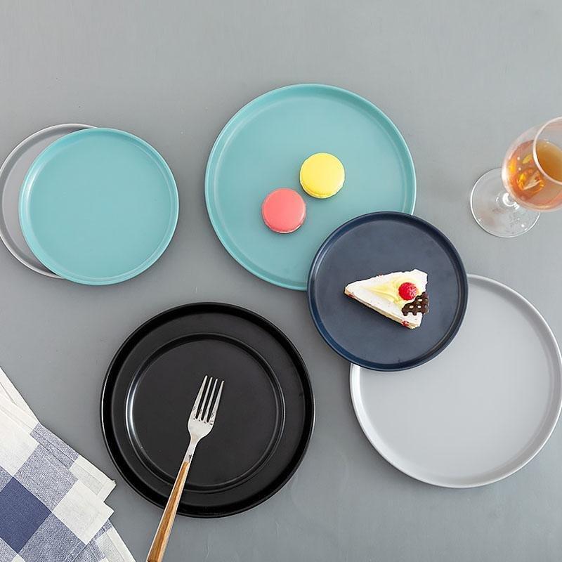 Frendorf | BarnTable - Klassisches Farm Melamin-Geschirrset