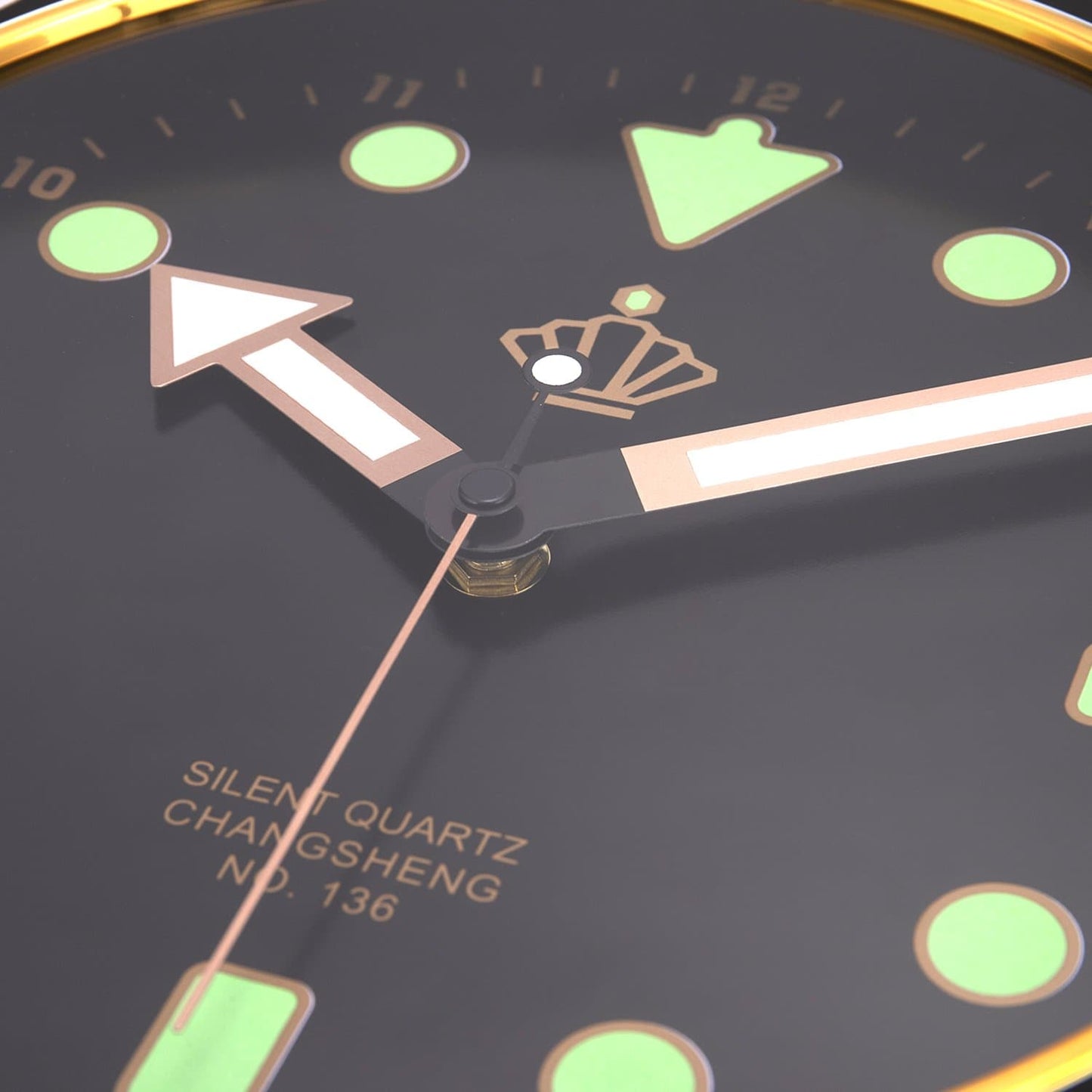 Stille Leuchtende Wanduhr