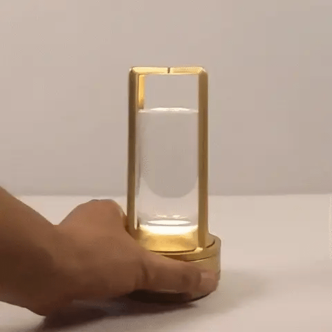 Frendorf | Warme LED kabellose Tischlampe – Batteriebetriebener nordischer Design - LED mit Touch-Steuerung, geeignet für Schlafzimmer, Zuhause, Außenbereich - Ideal Nachtlicht