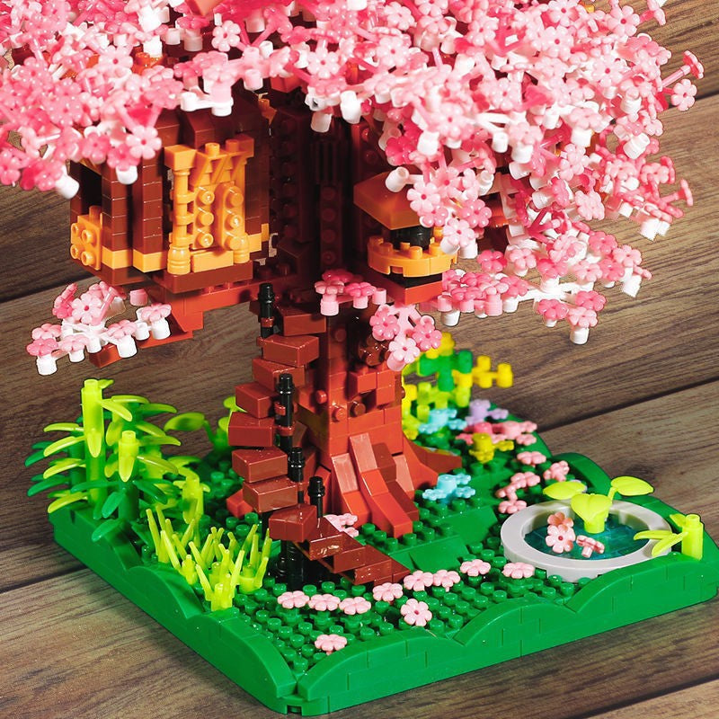 Frendorf | BlossomHaven Kirschblüten Holzhaus-Dekoration