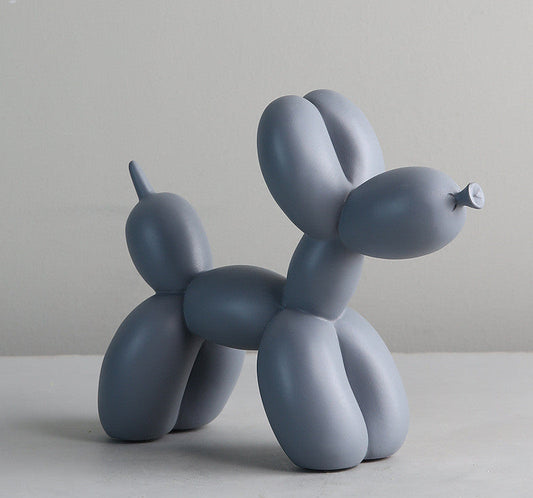 Schwarzer und weißer Ballonhund