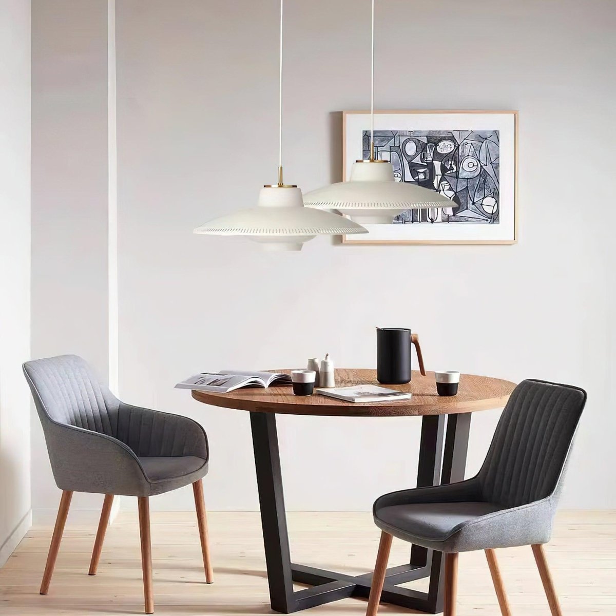 Frendorf | Beleuchten Sie Ihren Raum mit der Modernität der Alien Frisbee Lampe