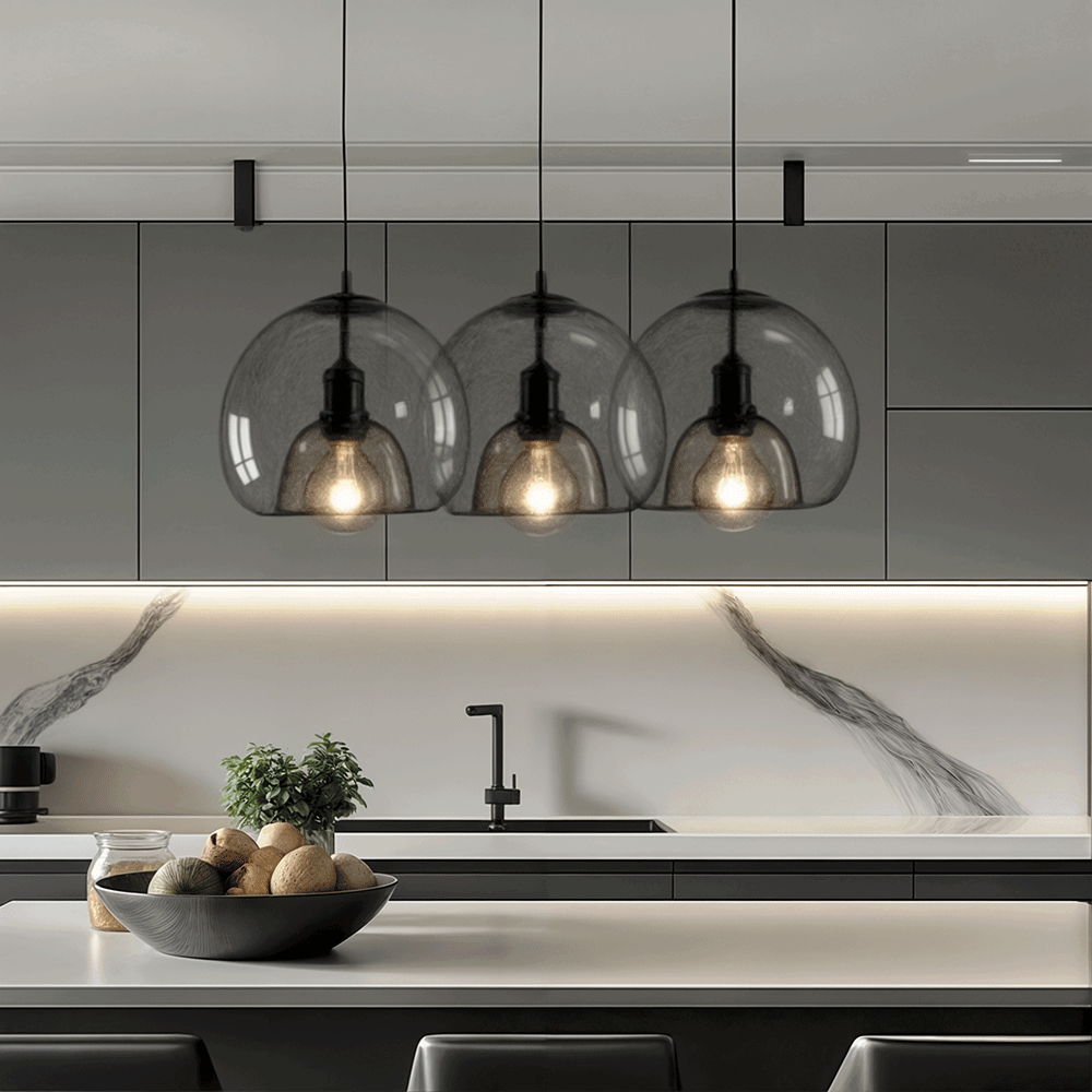 Frendorf | Erheben Sie Ihr Interieur mit den eleganten Antonio Glas Hängeleuchten