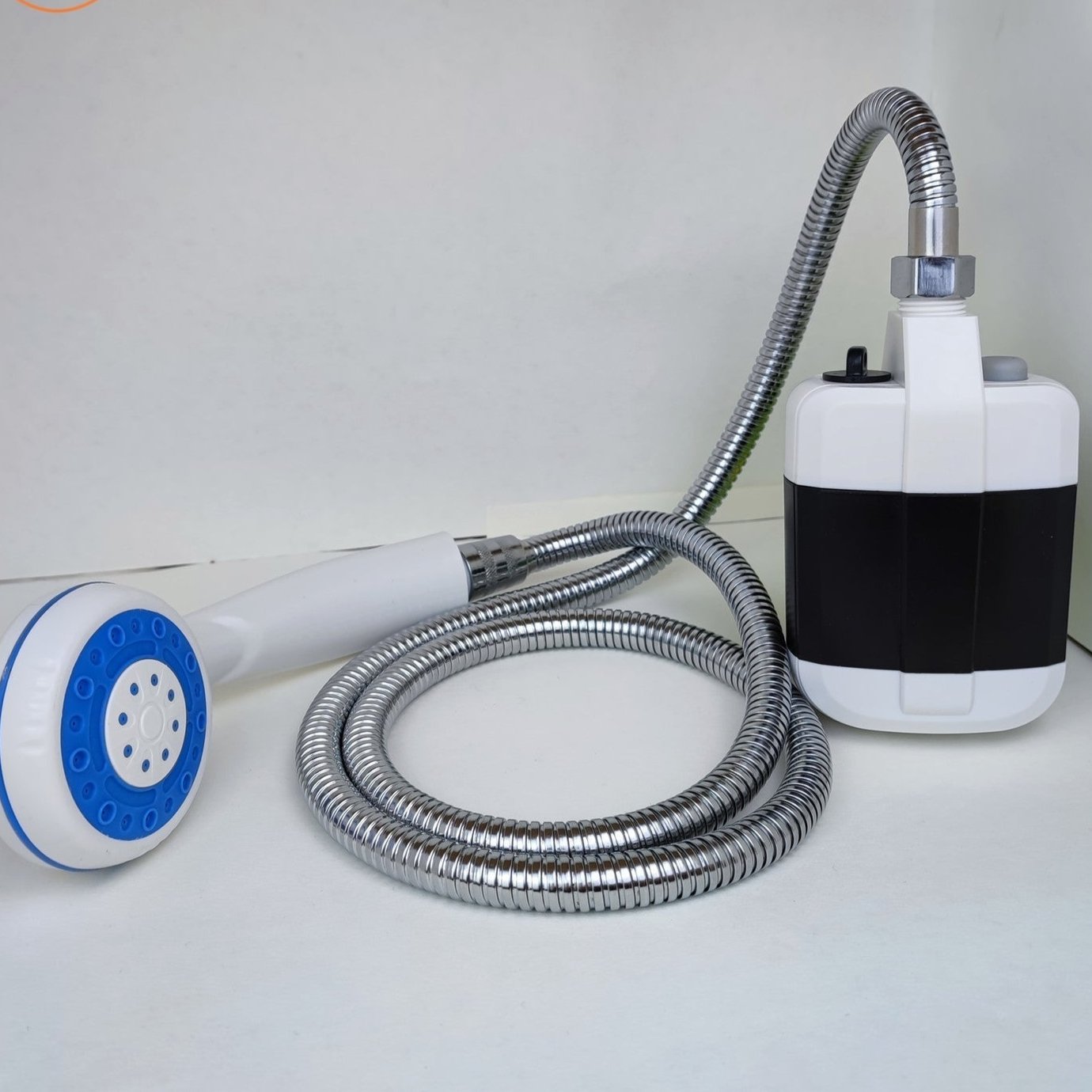 Frendorf | Aquacharge tragbare elektrische Dusche