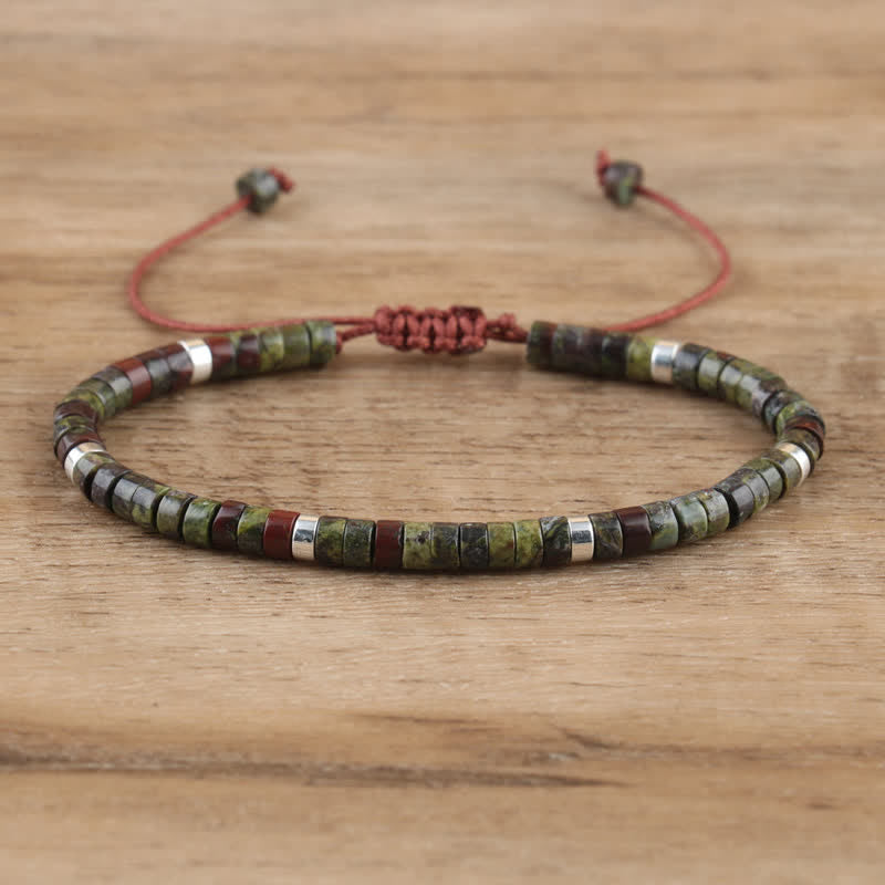 Frendorf | Geflochtenes Armband mit 2,4 mm Naturstein-Rollern – Seraphina