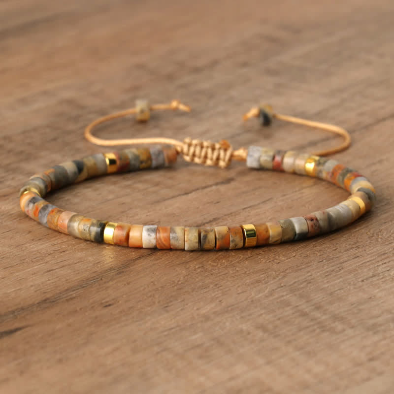 Frendorf | Geflochtenes Armband mit 2,4 mm Naturstein-Rollern – Seraphina