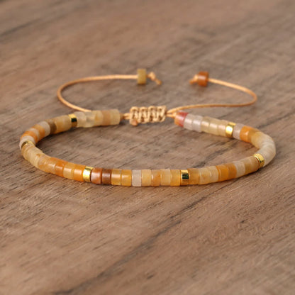 Frendorf | Geflochtenes Armband mit 2,4 mm Naturstein-Rollern – Seraphina
