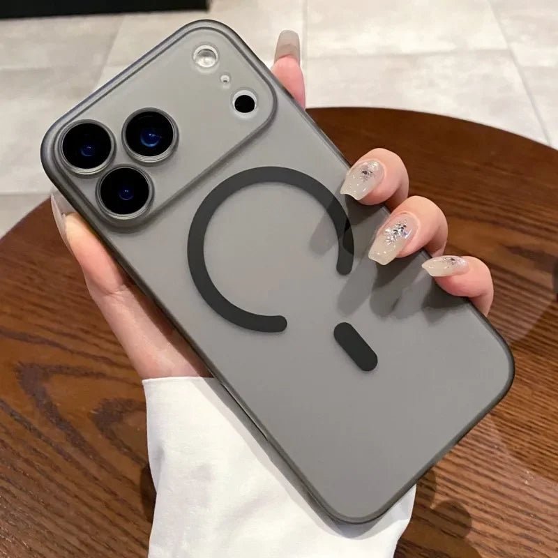 Frendorf | AURACLEAR – Ultra-dünne matte klare MagSafe Hülle für iPhone