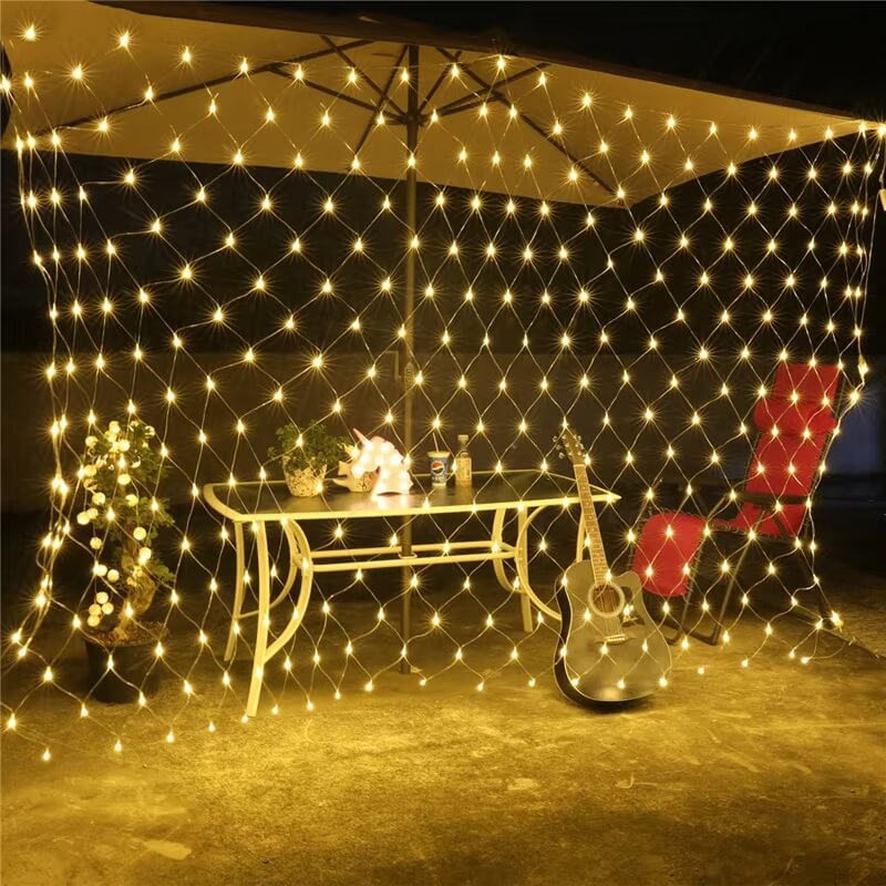 Lumora Solar LED-Netzlichter - 96 Warmweiße LEDs für festliche Außen dekor
