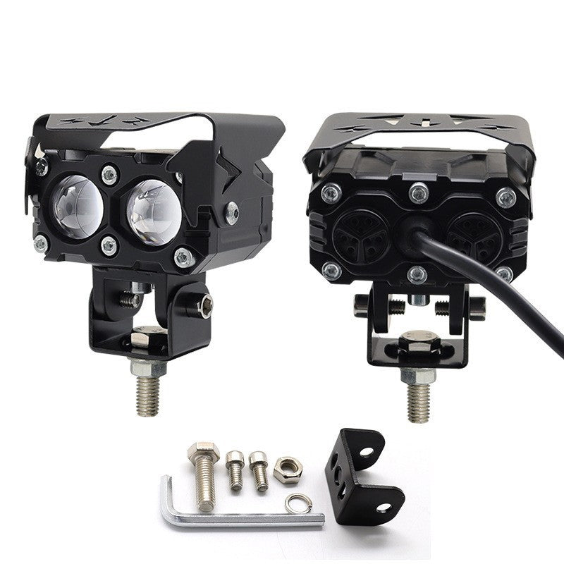 Frendorf | Motorrad fahrende LED-Zusatzscheinwerfer