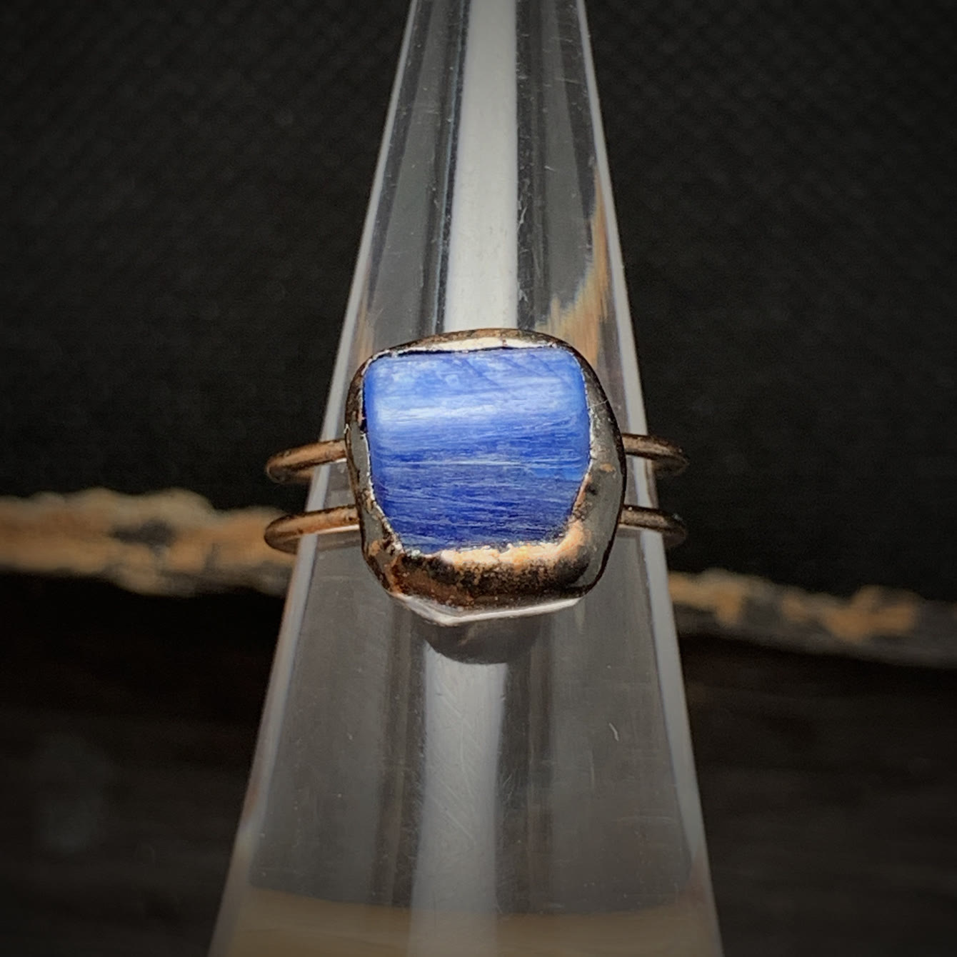 Frendorf | Natürlicher Rohstein-Geburtsring – Selina