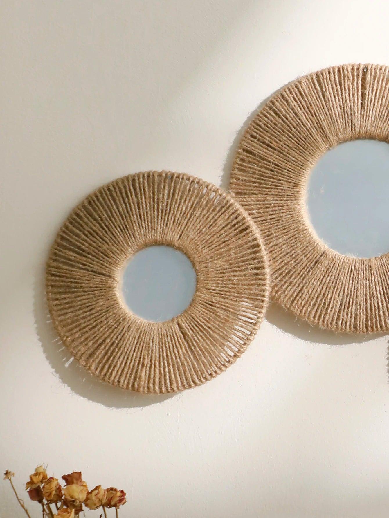 Runde dekorative Wandspiegel im Boho-Stil mit gewebtem Hanfseil