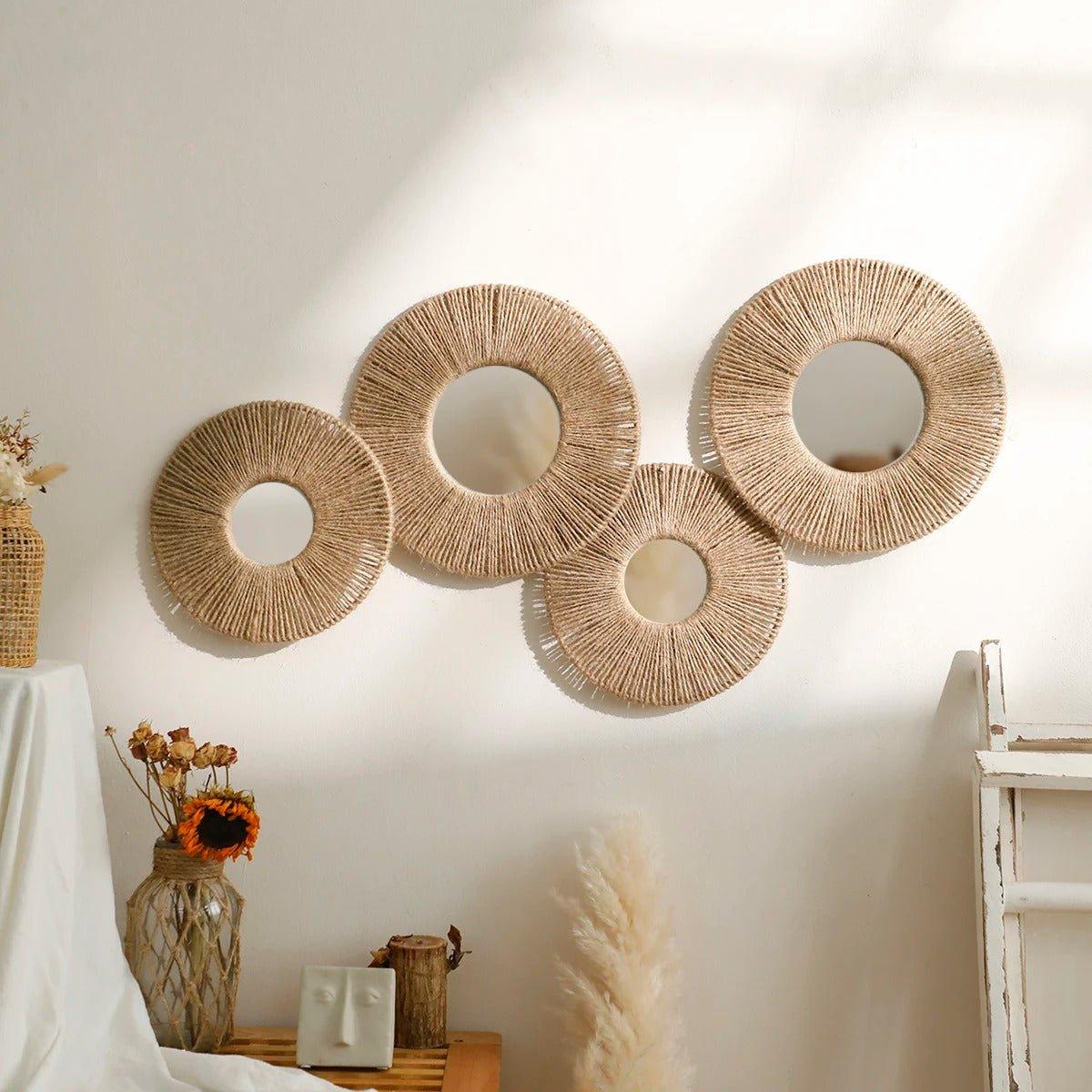 Runde dekorative Wandspiegel im Boho-Stil mit gewebtem Hanfseil