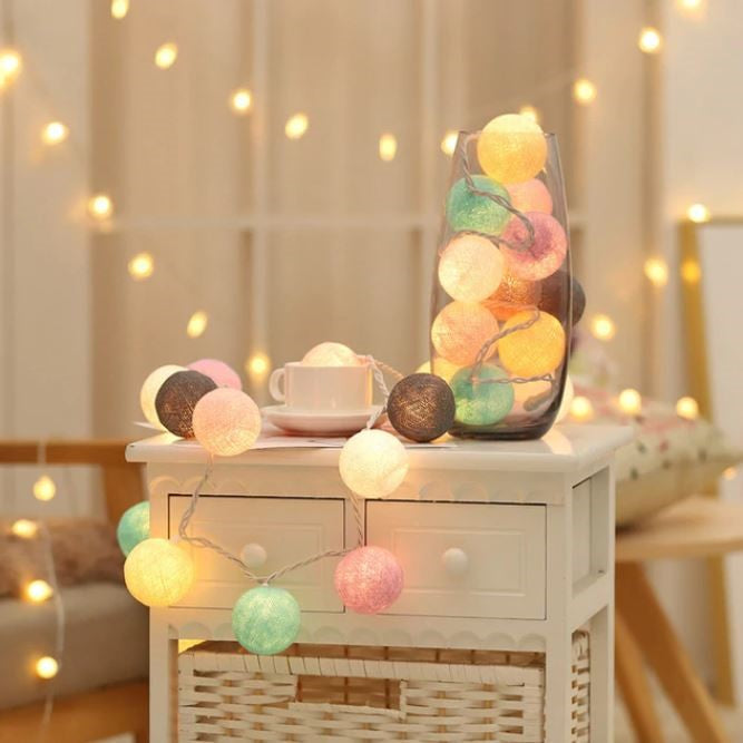 Frendorf | Fröhliche Baumwoll-Lichterkette – LumiBall