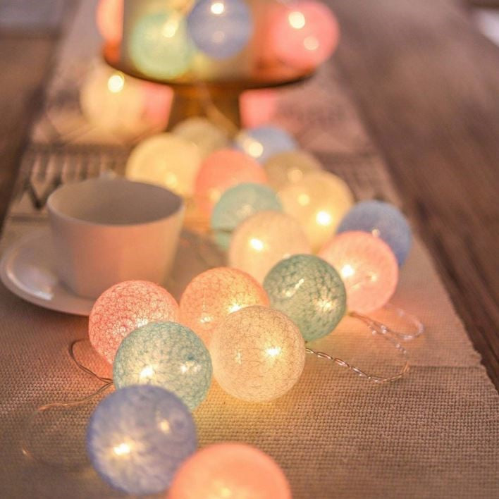 Frendorf | Fröhliche Baumwoll-Lichterkette – LumiBall