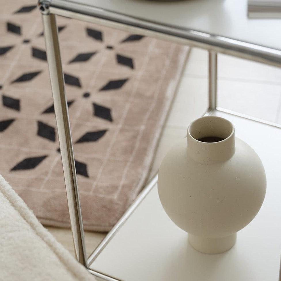 Frendorf | Serenity Curve Vase – Elegantes minimalistisches Design mit glatter, geschwungener Silhouette