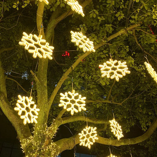 Wasserdichtes LED Schneeflockenlicht für festliche Winterdekoration