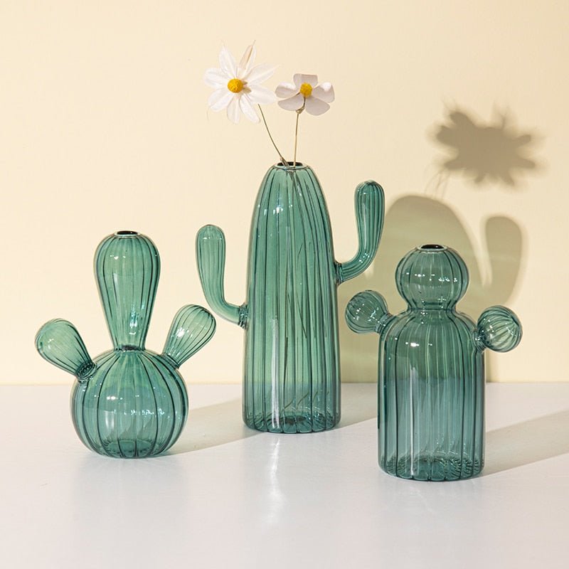 Kaktus + Pilzförmige Glasvasen