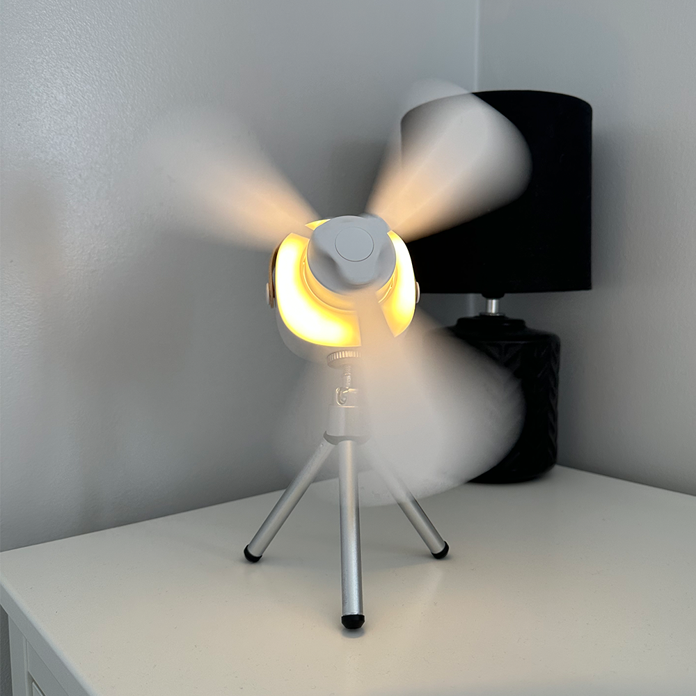 Mini tragbarer Deckenventilator mit LED-Licht & Fernbedienung – 4 Geschwindigkeiten, USB wiederaufladbar