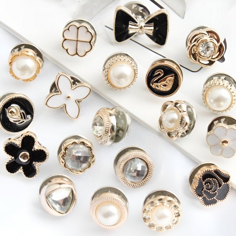 Frendorf | CharmPins - Schmücken Sie Ihre Outfits perfekt!