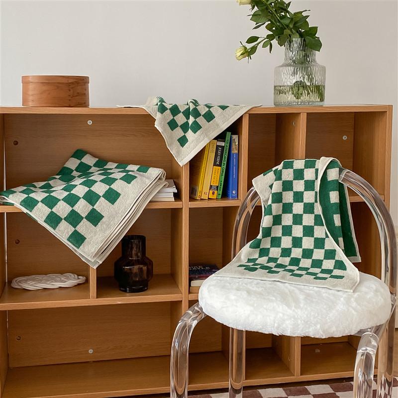 Checkerboard Plus Handtuchkollektion