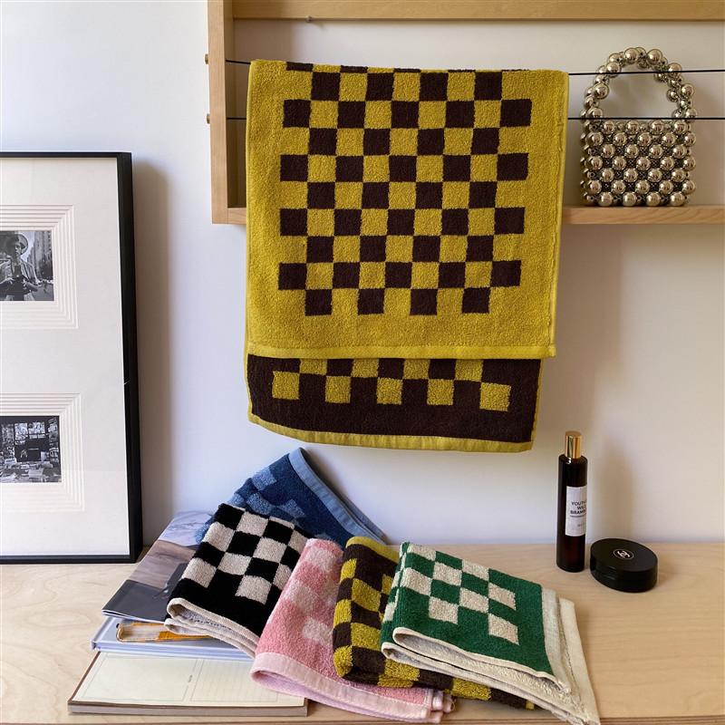 Checkerboard Plus Handtuchkollektion