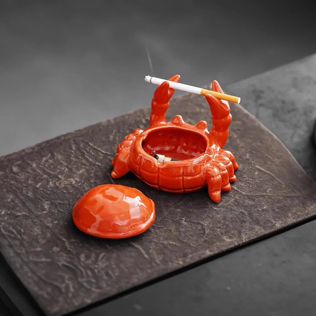 CeramiQ – Luxus Aschenbecher im orientalischen Stil mit einzigartigem Krabben-Design