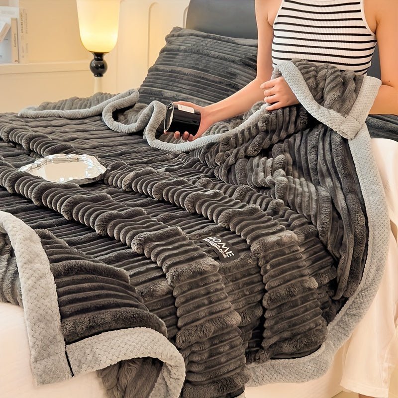Frendorf | Weiche Fleece-Decke zum Kuscheln auf der Couch