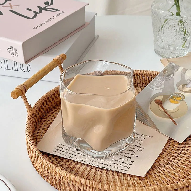 Coquette Ästhetik zerknittertes Glas