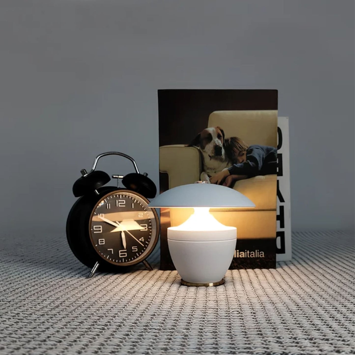 Kompakte kabellose moderne LED-Tischlampe