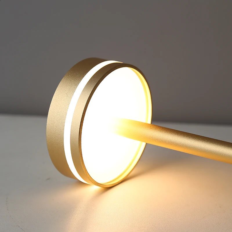 Frendorf | Erleuchten Sie Ihr Leben mit der Cosmic Elegance Lampe, einem tragbaren Charme