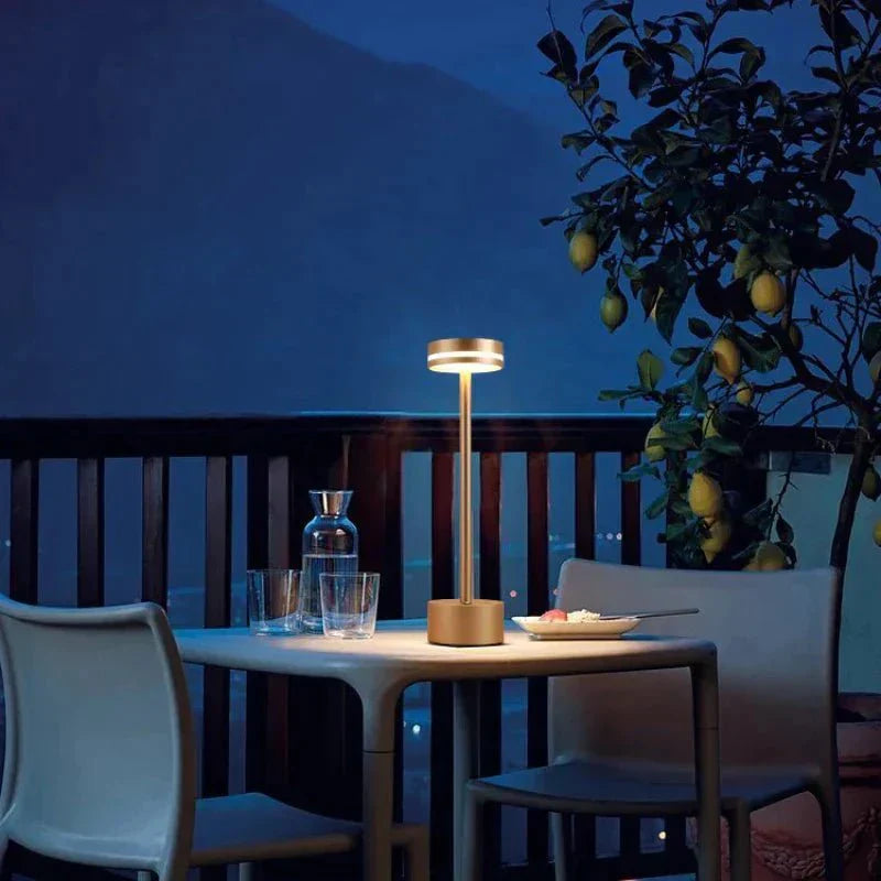 Frendorf | Erleuchten Sie Ihr Leben mit der Cosmic Elegance Lampe, einem tragbaren Charme