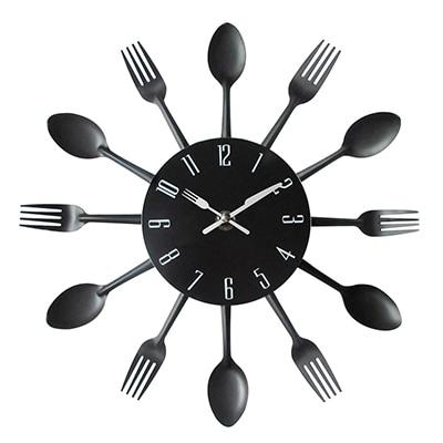 Frendorf | Einzigartige Besteck-Wanduhr