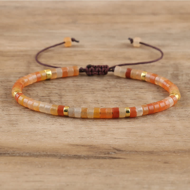 Frendorf | Geflochtenes Armband mit 2,4 mm Naturstein-Rollern – Seraphina