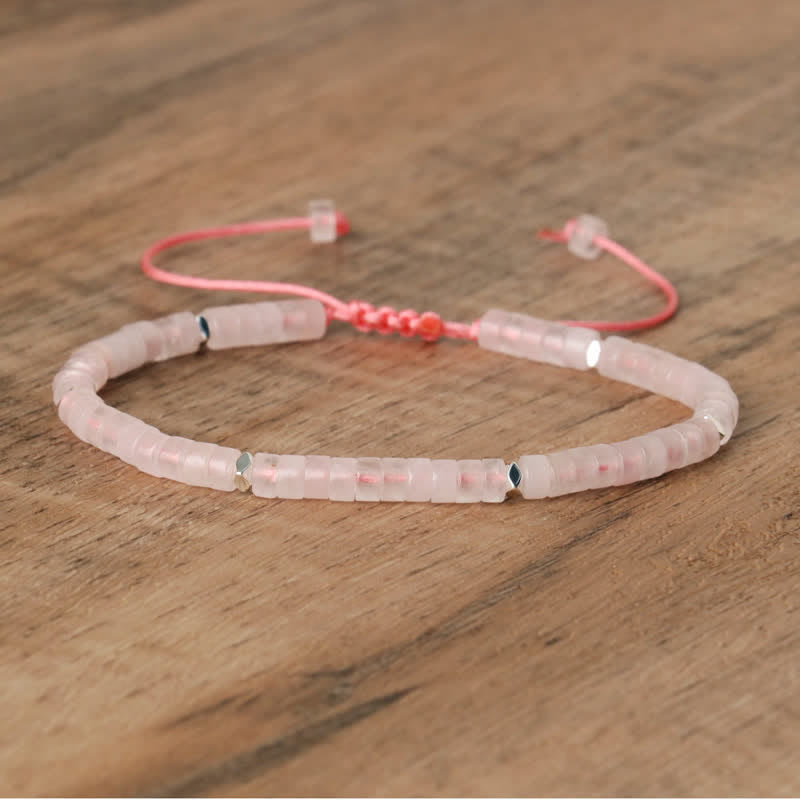 Frendorf | Geflochtenes Armband mit 2,4 mm Naturstein-Rollern – Seraphina
