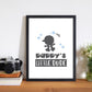 Daddy's Little Dude Gerahmter Kinderzimmer Wandkunstdruck