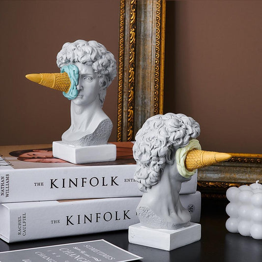 Frendorf Figur Gesicht Eiscreme Kunst Skulptur