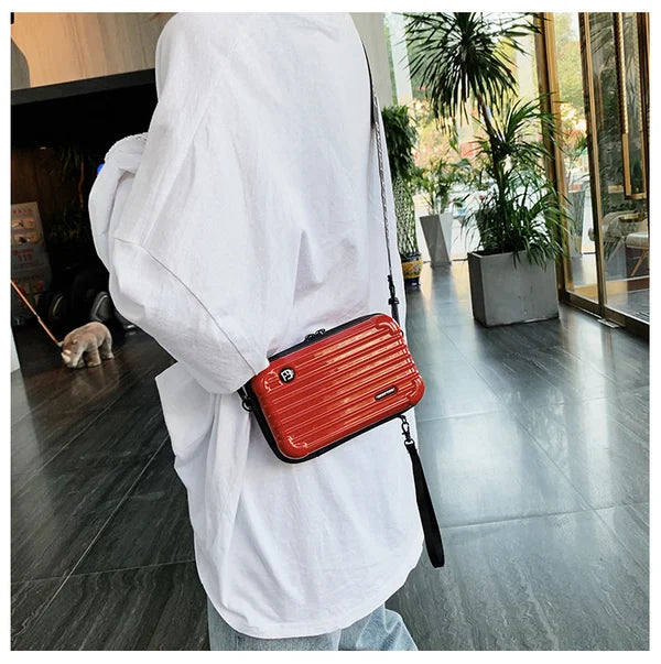 Frendorf | Die stilvolle Mini-Koffertasche für den ganztägigen Gebrauch