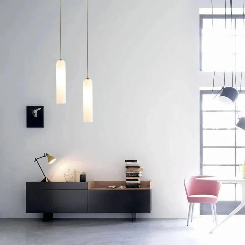 Frendorf | Verwandeln Sie Ihren Raum mit der Loft Radiance Deckenlampe elegant