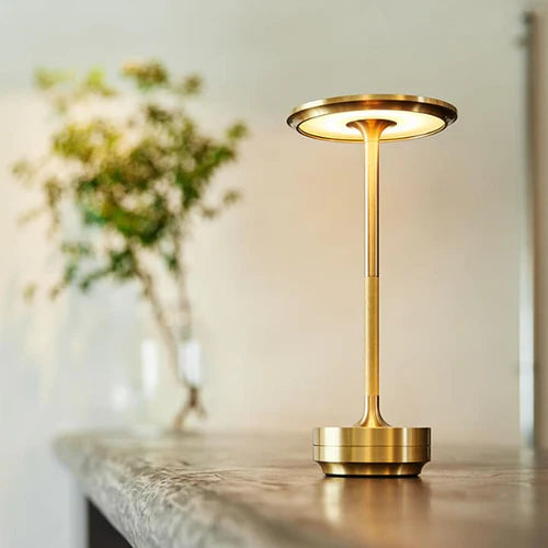 Frendorf | Luxuriöse kabellose Tischlampe