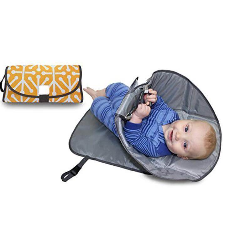 Frendorf | 3-in-1 Wickelunterlage für Babys mit Spielzeughalterung – WickelPlus (1 kaufen, 1 gratis)