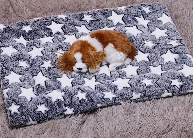 Frendorf | Schlafanzug aus Plüsch für Hunde Paw Soft